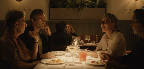 Occhiali-acustici-Nuance-Audio-occasioni-d'uso--2-ristoranti-luoghi-affollati